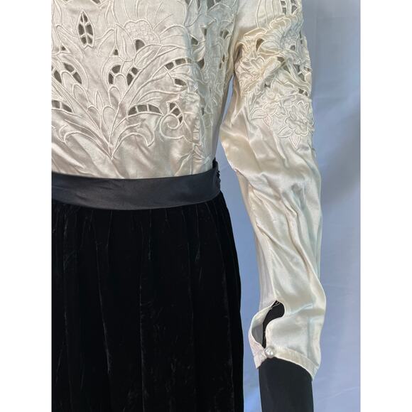 Vintage Nancy Johnson Off-Shoulder Velvet & Lace Midi Dress – Sz 14 - Picture 14 of 16